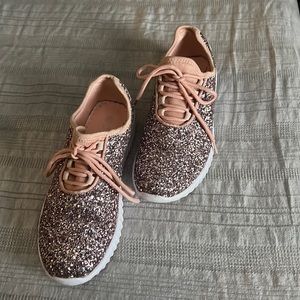Ladies 81/2 Pink Glitter Sneakers